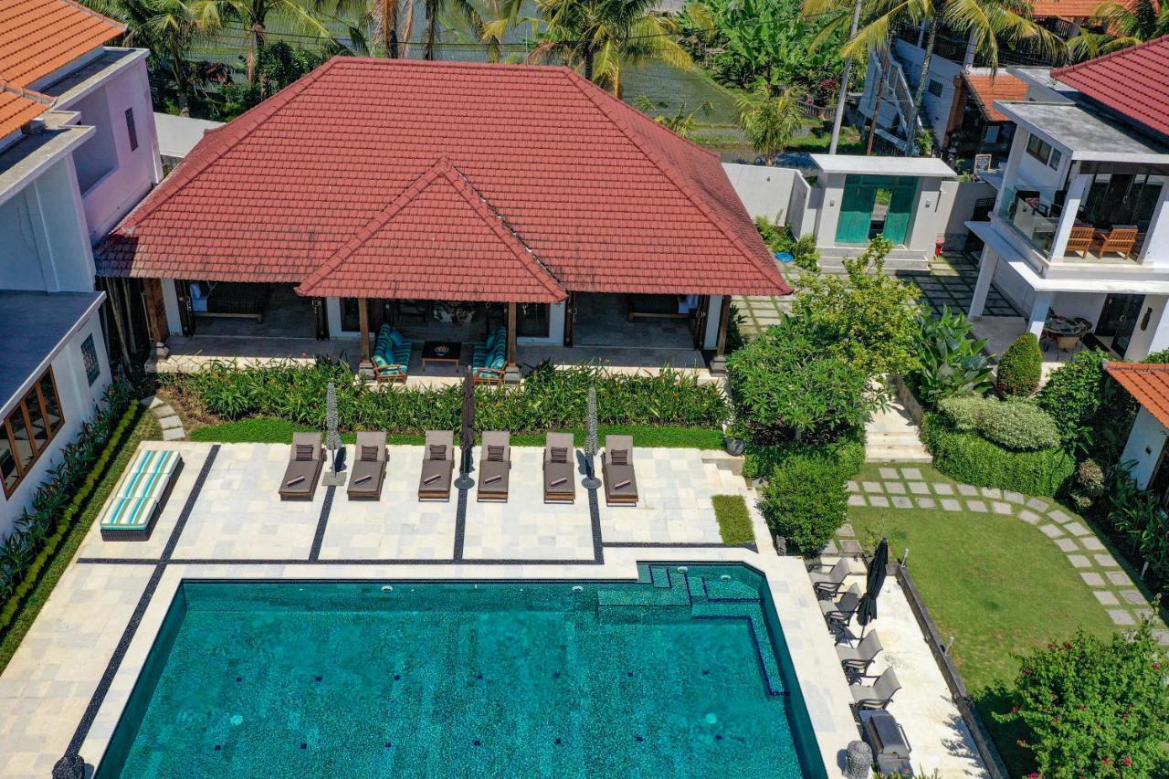 Wake In Paradise And Luxury Lebah Villas Ubud Buitenkant foto
