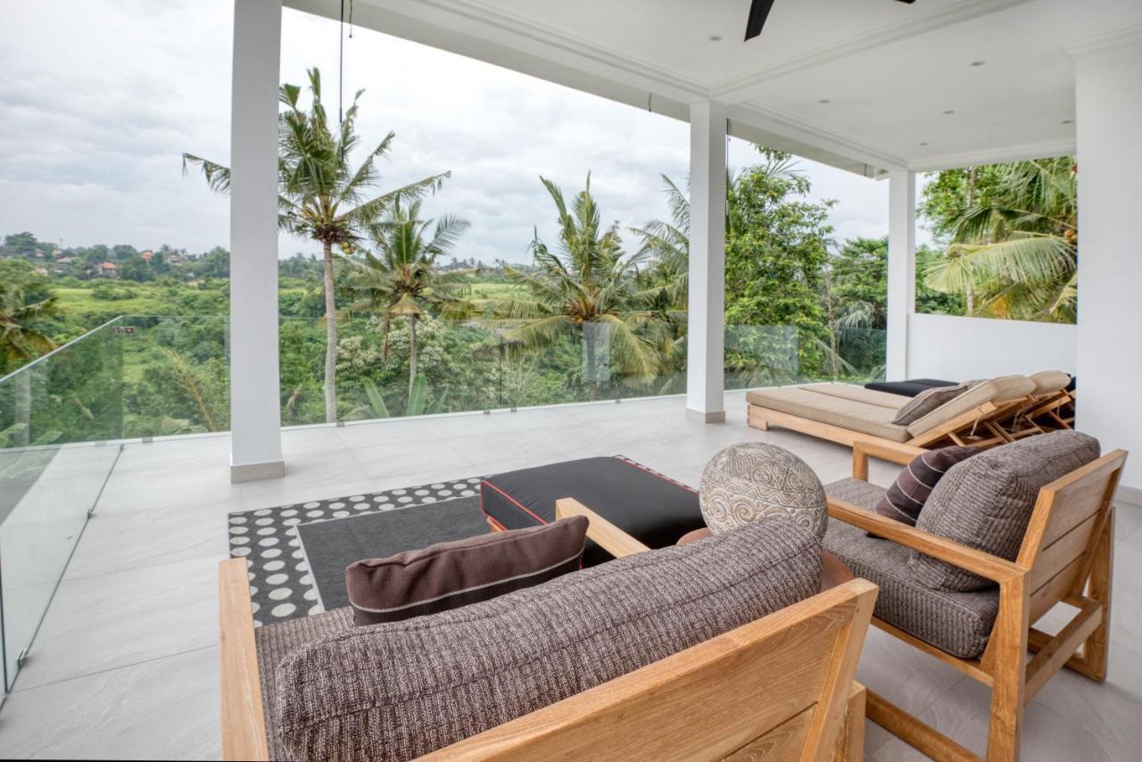 Wake In Paradise And Luxury Lebah Villas Ubud Buitenkant foto